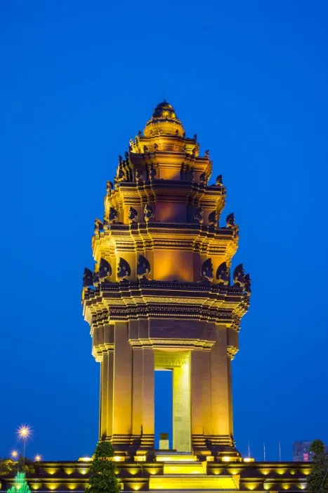 Framed Print : Independence Monument at night, Phnom Penh, Cambodia