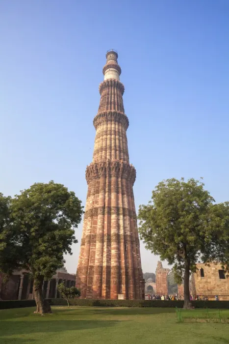 Framed Print : India, Delhi, India, Delhi, New Delhi, Qutub Minar Framed Print : India, Delhi, India, Delhi, New Delhi, Qutub Minar