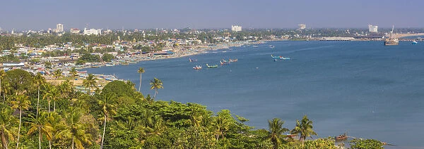India, Kerala, Kollam, View of Kollam harbour and beach