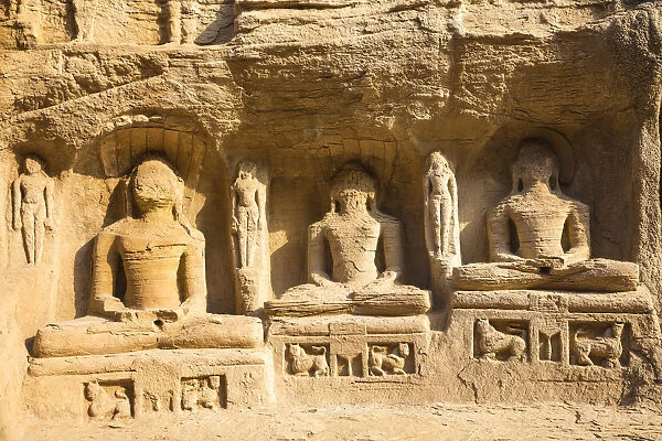 India, Madhya Pradesh, Gwalior, Gopachal Parvat, Jain Images cut into the cliff rock