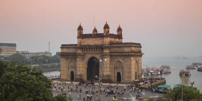 Framed Print : India, Maharashtra, Mumbai, View of Gateway of India Framed Print : India, Maharashtra, Mumbai, View of Gateway of India
