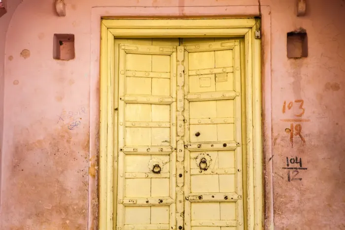 Framed Print : India, Rajasthan, Pushkar, Yellow door Framed Print : India, Rajasthan, Pushkar, Yellow door