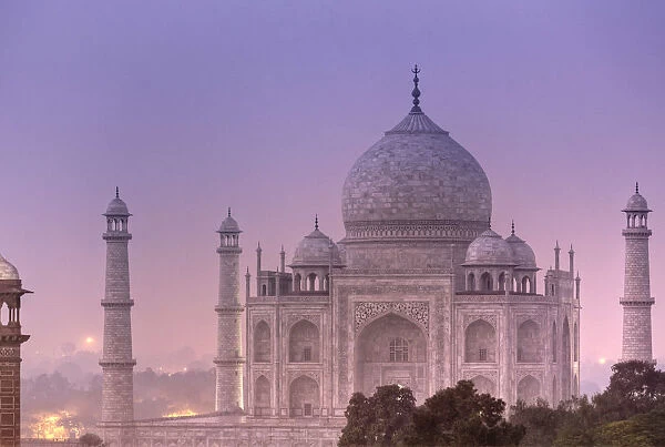 India, Uttar Pradesh, Agra, Taj Mahal (UNESCO site), on a full moon night