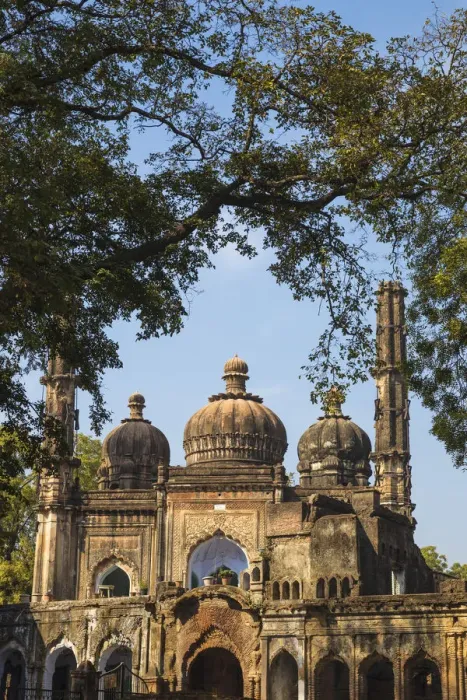 Framed Print : India, Uttar Pradesh, Lucknow, British Residency, Mosque Framed Print : India, Uttar Pradesh, Lucknow, British Residency, Mosque