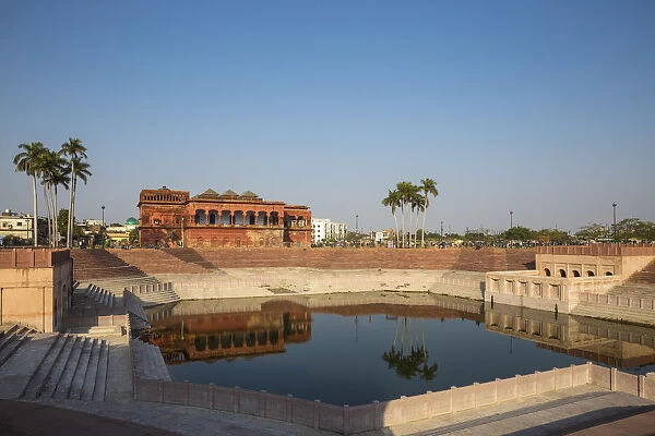 India, Uttar Pradesh, Lucknow, Hussainabad Pond and Picture Gallery
