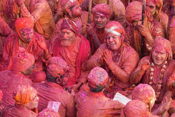 Framed Print : India, Uttar Pradesh, Mathura, Barsana, Celebrants at the Holi Festival of Colours Framed Print : India, Uttar Pradesh, Mathura, Barsana, Celebrants at the Holi Festival of Colours