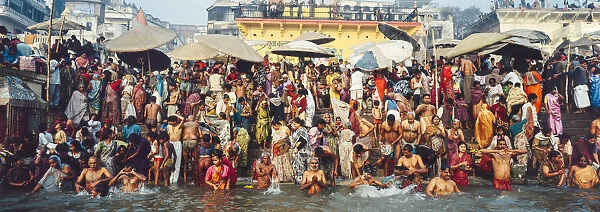 India Uttar Pradesh Varanasi (Benares) Religious Rites in the Holy Ganges