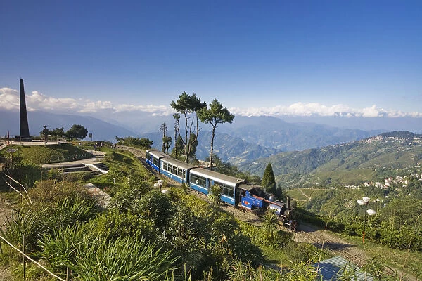 India, West Bengal, Darjeeling, Batasia Loop, Steam Toy Train of the Darjeeling Himalayan