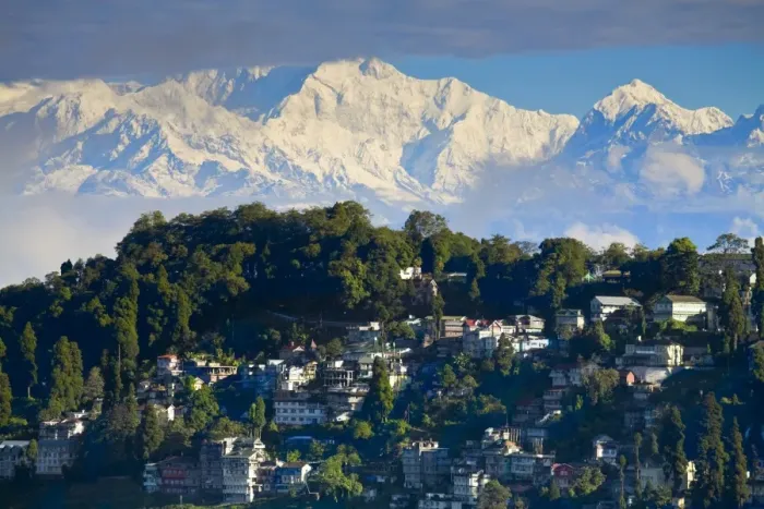 Framed Print : India, West Bengal, Darjeeling and Kanchenjunga Framed Print : India, West Bengal, Darjeeling and Kanchenjunga
