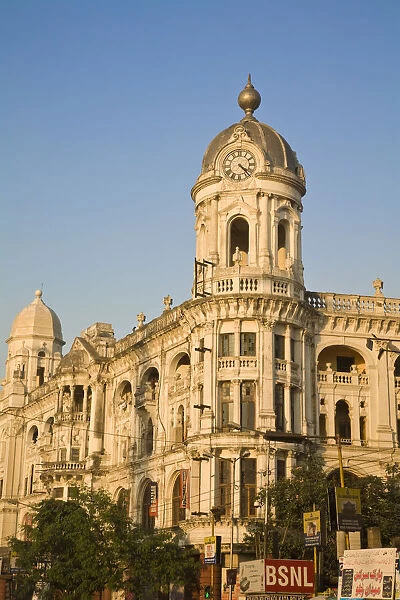 India, West Bengal, Kolkata, Calcutta, Chowringhee, Buildings on Jawaharial Nehru