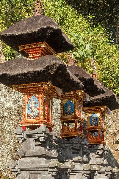 Indonesia, Bali, Goa Gajah, Elephant Cave; temple Shrine