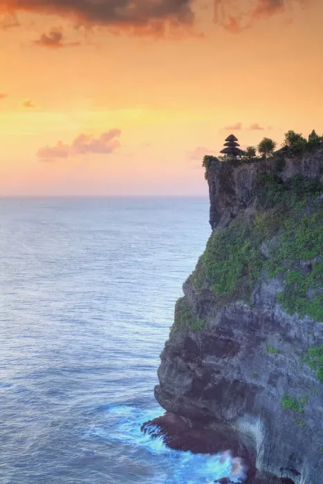 Framed Print : Indonesia, Bali, Uluwatu Clifftop temple