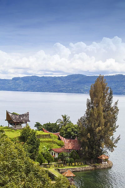 Indonesia, Sumatra, Samosir Island, Tuk Tuk, Lake Toba, Batak tombs