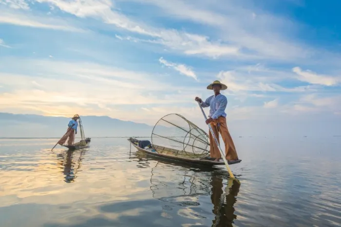 Framed Print : Inle lake, Nyaungshwe township, Taunggyi district, Myanmar (Burma) Framed Print : Inle lake, Nyaungshwe township, Taunggyi district, Myanmar (Burma)