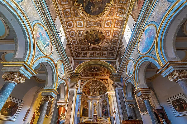 The Interior and Altar of the Basilica di Sant'Antonino, Piazza Sant'Antonino, Sorrento, Campania, Italy