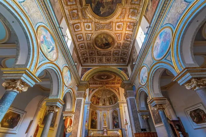 Framed Print : The Interior and Altar of the Basilica di Sant'Antonino, Piazza Sant'Antonino, Sorrento, Campania, Italy Framed Print : The Interior and Altar of the Basilica di Sant'Antonino, Piazza Sant'Antonino, Sorrento, Campania, Italy