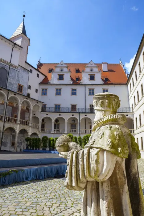 Framed Print : Interior courtyard, Neuburg Castle, Neuburg an der Donau, Upper Bavaria, Germany Framed Print : Interior courtyard, Neuburg Castle, Neuburg an der Donau, Upper Bavaria, Germany