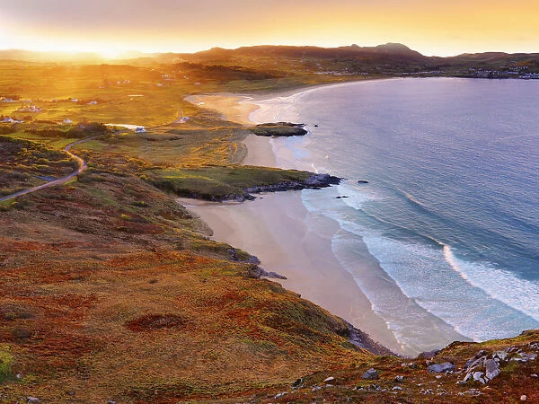 Ireland, Co. Donegal, Fanad, Ballymastoker bay overview at sunset