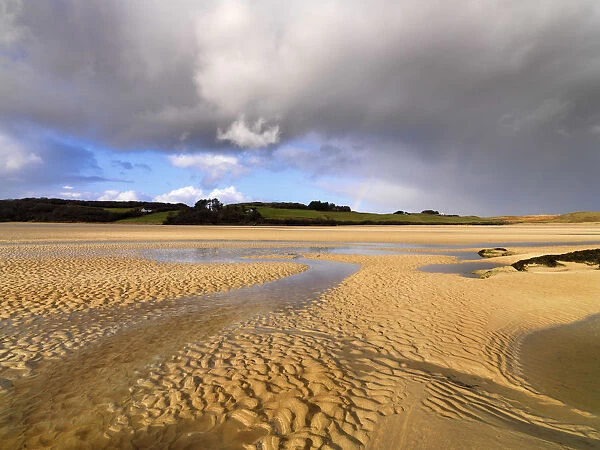 Ireland, Co. Donegal, Low tide at ards