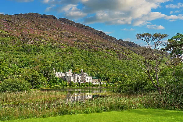 Ireland, Co. Galway, Connemara, Kylemore abbey and walled gardens