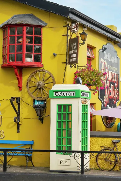Framed Print : Ireland, County Clare, Bunratty, traditional telefone box at Durty Nellys bar and restaurant