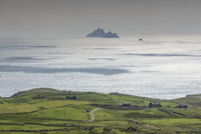 Framed Print : Ireland, County Kerry, Ring of Kerry, coastal landscape along the western shore of Framed Print : Ireland, County Kerry, Ring of Kerry, coastal landscape along the western shore of