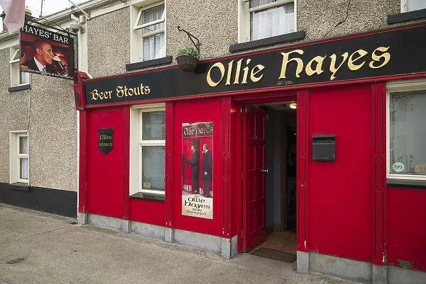 Ireland, County Offaly, Moneygall, Hayes Bar and Pub, site of US President Barack