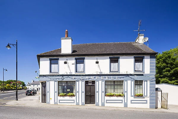 Ireland, County Roscommon, Ballinlough. A traditional Irish Pub