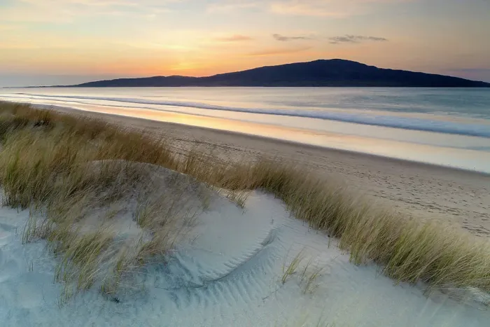 Framed Print : Island of Taransay at sunset from Traigh Rosamol, Luskentyre, Isle of Harris, Outer Hebrides, Scotland Framed Print : Island of Taransay at sunset from Traigh Rosamol, Luskentyre, Isle of Harris, Outer Hebrides, Scotland