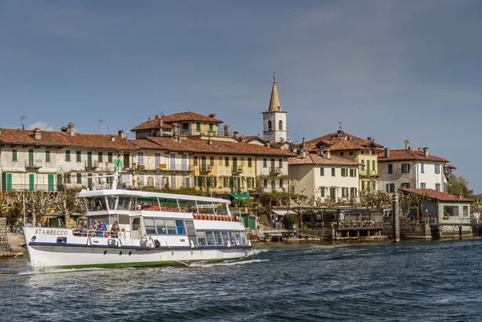 Framed Print : Isola dei Pescatori or Fishermens Islands, Borromean Islands, Lake Maggiore Framed Print : Isola dei Pescatori or Fishermens Islands, Borromean Islands, Lake Maggiore