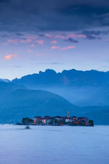 Framed Print : Isola dei Pescatori (Fishermens Islands) illuminated at dusk, Borromean Islands Framed Print : Isola dei Pescatori (Fishermens Islands) illuminated at dusk, Borromean Islands