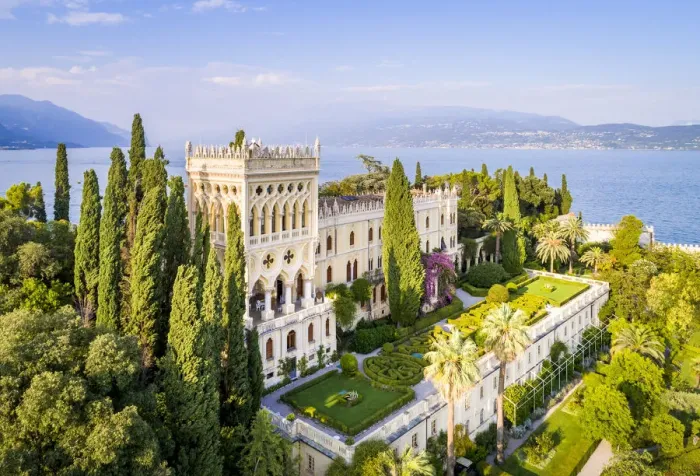 Framed Print : Isola del Garda, Salo, Brescia province, Lombardy, Italy Framed Print : Isola del Garda, Salo, Brescia province, Lombardy, Italy