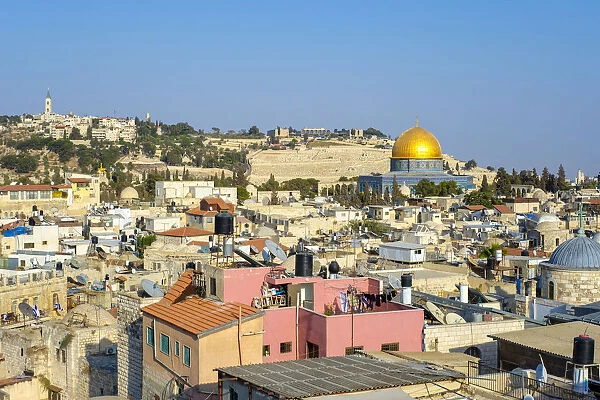 Israel, Jerusalem District, Jerusalem. Dome of the Rock on Temple Mount and buildings
