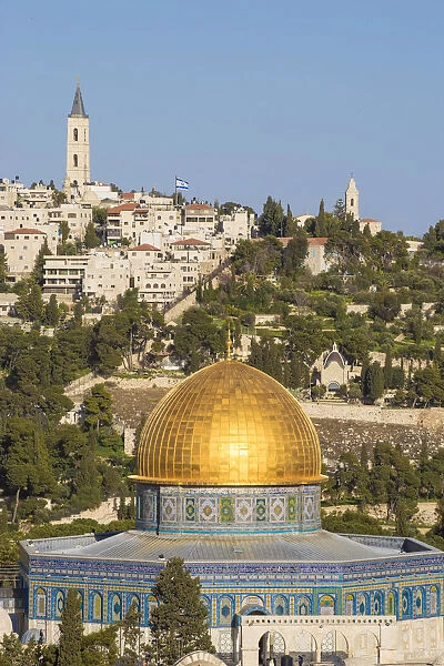Israel, Jerusalem, View of the Old town, Dome of the Rock on Temple Mount, and the