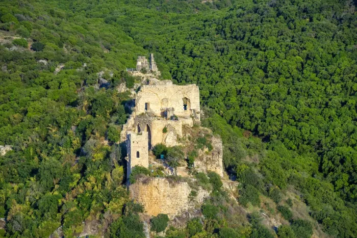 Framed Print : Israel, North District, Upper Galilee. Montfort Castle, a ruined Crusader fortress Framed Print : Israel, North District, Upper Galilee. Montfort Castle, a ruined Crusader fortress
