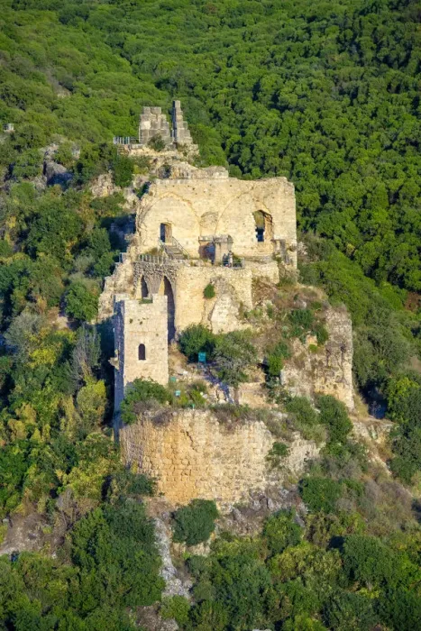Framed Print : Israel, North District, Upper Galilee. Montfort Castle, a ruined Crusader fortress Framed Print : Israel, North District, Upper Galilee. Montfort Castle, a ruined Crusader fortress