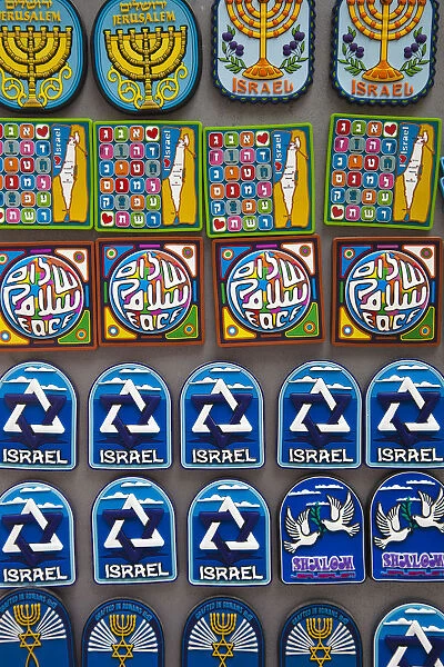 Israel, Upper Galilee, Tsfat, Synagogue Quarter, souvenir fridge magnets