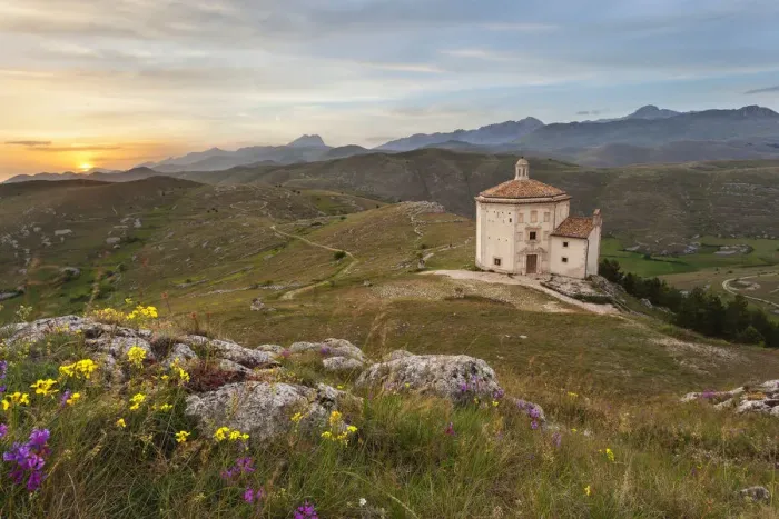 Framed Print : Italy, Abruzzo, The church of Madonna della Pieta near Rocca Calascio, background Framed Print : Italy, Abruzzo, The church of Madonna della Pieta near Rocca Calascio, background