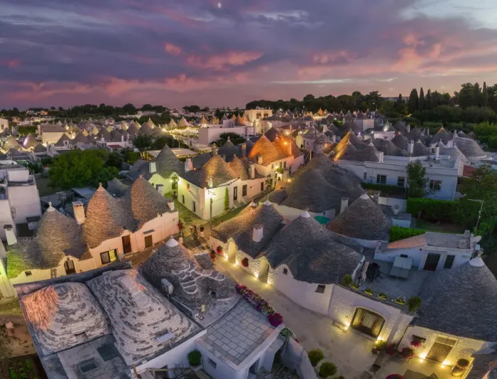 Framed Print : Italy. Apulia (Puglia). Itria Valley, Alberobello with traditional Trulli Houses Framed Print : Italy. Apulia (Puglia). Itria Valley, Alberobello with traditional Trulli Houses