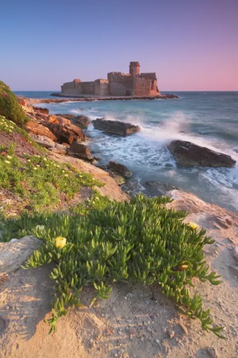 Framed Print : Italy, Calabria, Crotone, Sunset at Le Castella Framed Print : Italy, Calabria, Crotone, Sunset at Le Castella