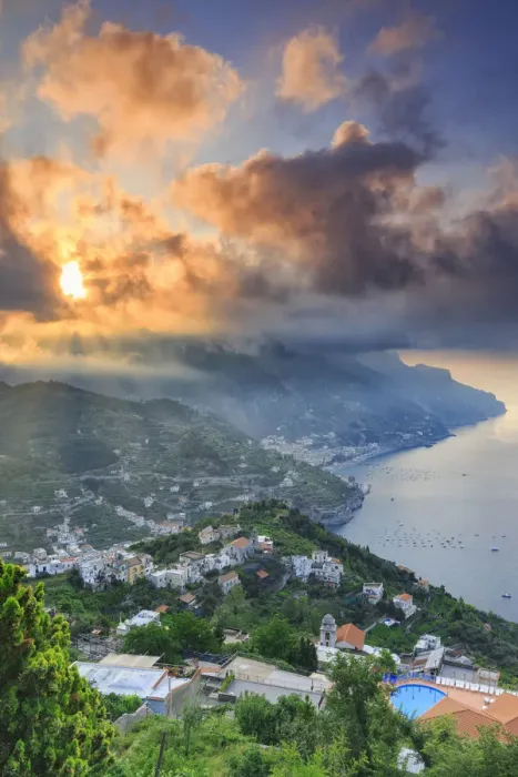 Framed Print : Italy, Campagnia, Amalfi Coast, Ravello. The Coastline from the town of Ravello Framed Print : Italy, Campagnia, Amalfi Coast, Ravello. The Coastline from the town of Ravello