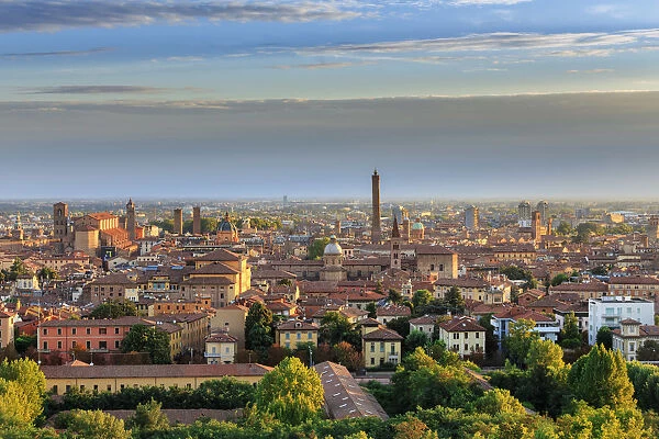 Italy, Italia. Emilia-Romagna, Bologna district, Bologna. Cityscape