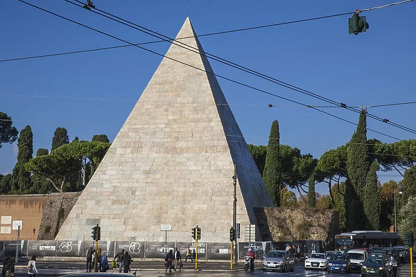 Italy, Lazio, Rome, The Pyramid of Cestius