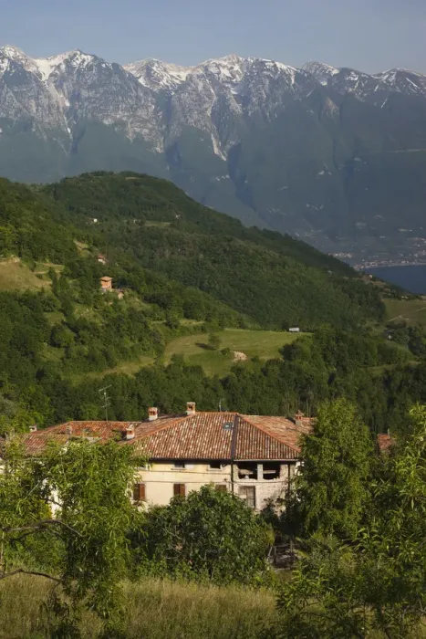 Framed Print : Italy, Lombardy, Lake District, Lake Garda, Tremosine Plateau, Sermerio, valley houses