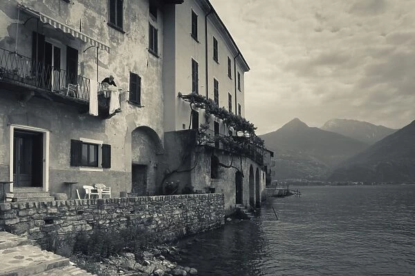 Italy, Lombardy, Lakes Region, Lake Como, Santa Maria Rezzonico, lakeside houses