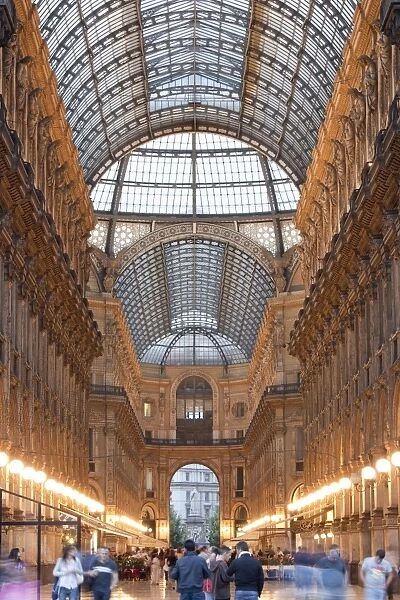 Italy, Lombardy, Milan, Galleria Vittorio Emanuele II, shopping arcade, interior, evening