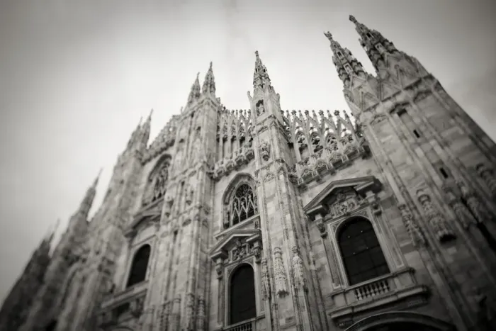 Framed Print : Italy, Lombardy, Milan, Piazza Duomo, Duomo cathedral, defocussed Framed Print : Italy, Lombardy, Milan, Piazza Duomo, Duomo cathedral, defocussed