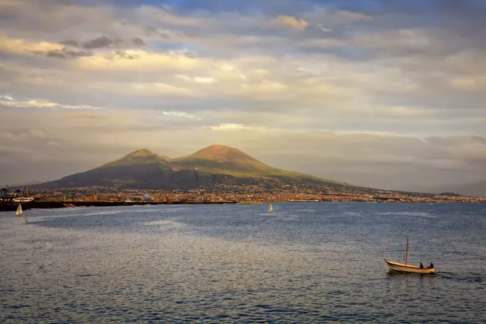 Framed Print : Italy, Naples, Mt Vesuvius Framed Print : Italy, Naples, Mt Vesuvius
