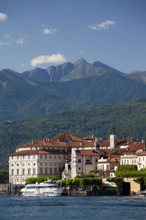Framed Print : Italy, Piedmont, Lake Maggiore, Stresa, Borromean Islands, Isola Bella, Palazzo Borromeo Framed Print : Italy, Piedmont, Lake Maggiore, Stresa, Borromean Islands, Isola Bella, Palazzo Borromeo