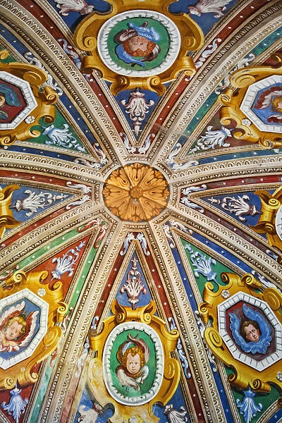 Italy, Piedmont, Lake Orta, Orta, Sacro Monti di San Francesco, Chapel 1, Ceiling